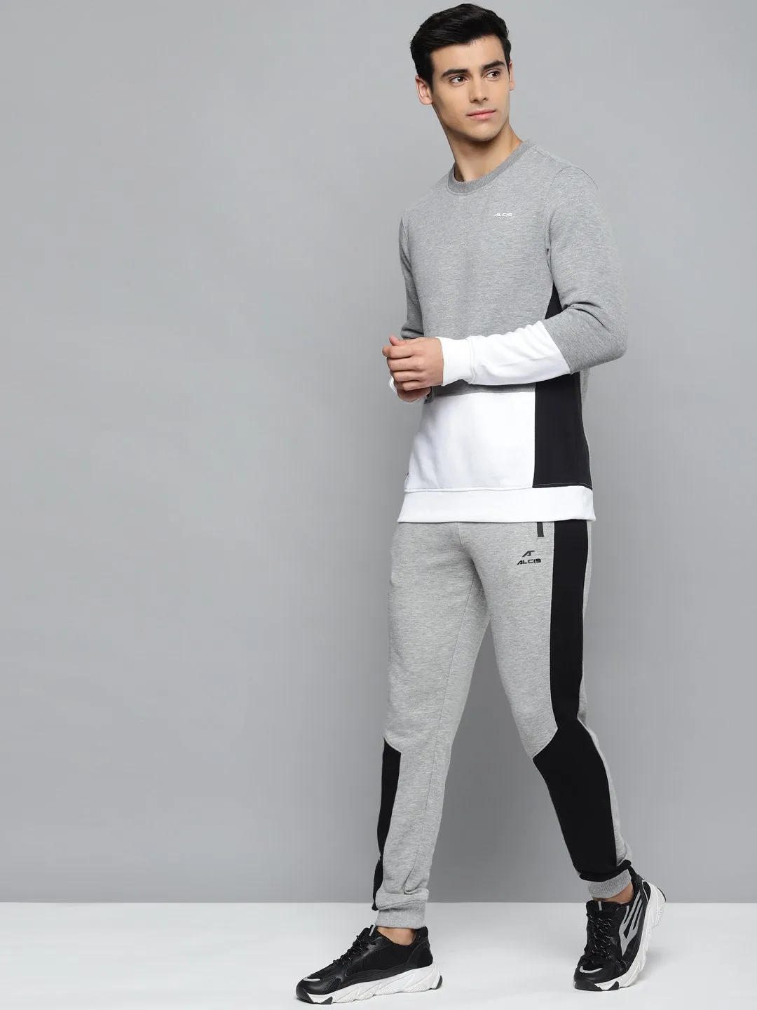 Alcis Men Grey Melange & Black Solid Slim Fit Joggers