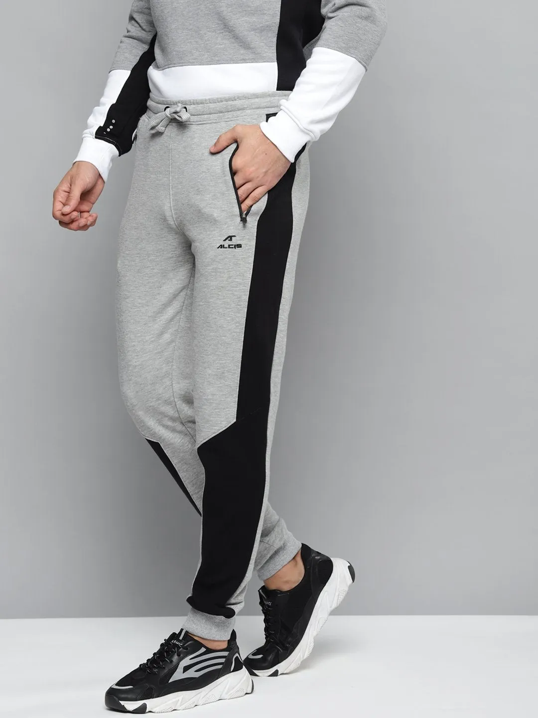 Alcis Men Grey Melange & Black Solid Slim Fit Joggers