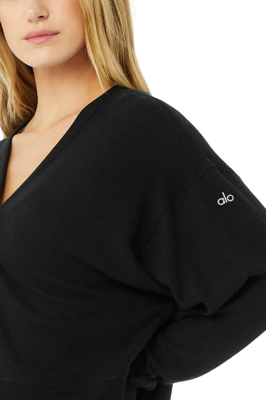 Alolux Soho Crop Henley - Black