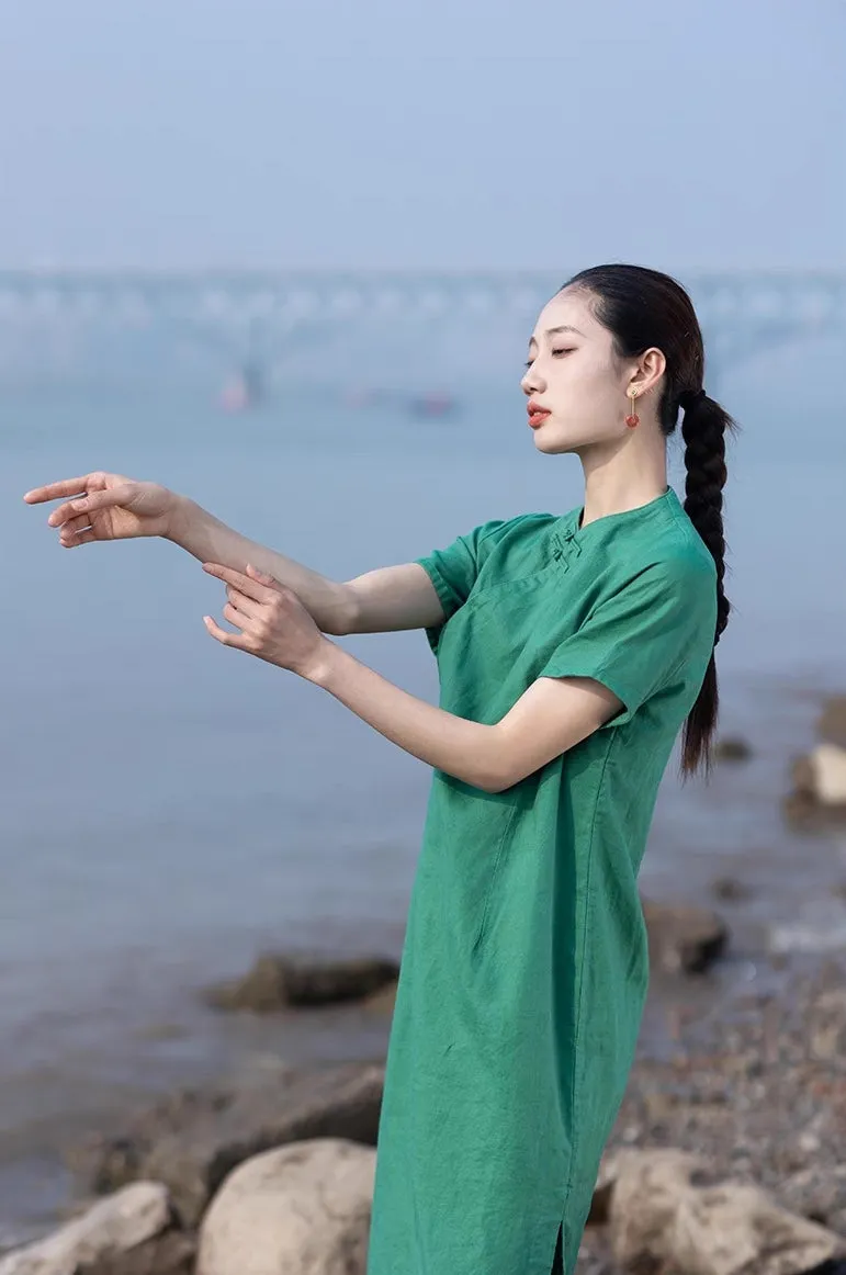 Classic Linen Cheongsam Dress in Green
