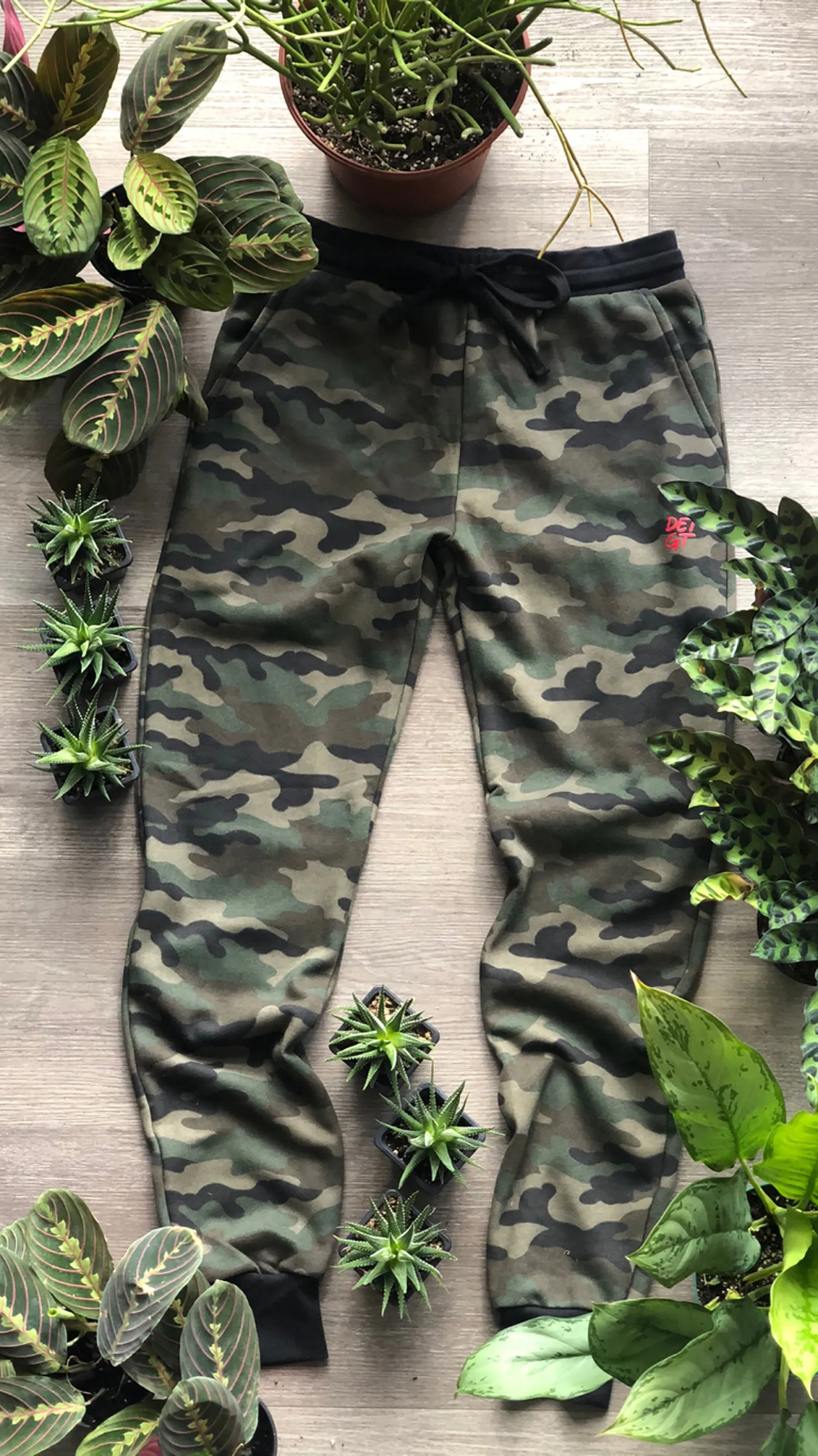 Detroit GT - Camo Joggers