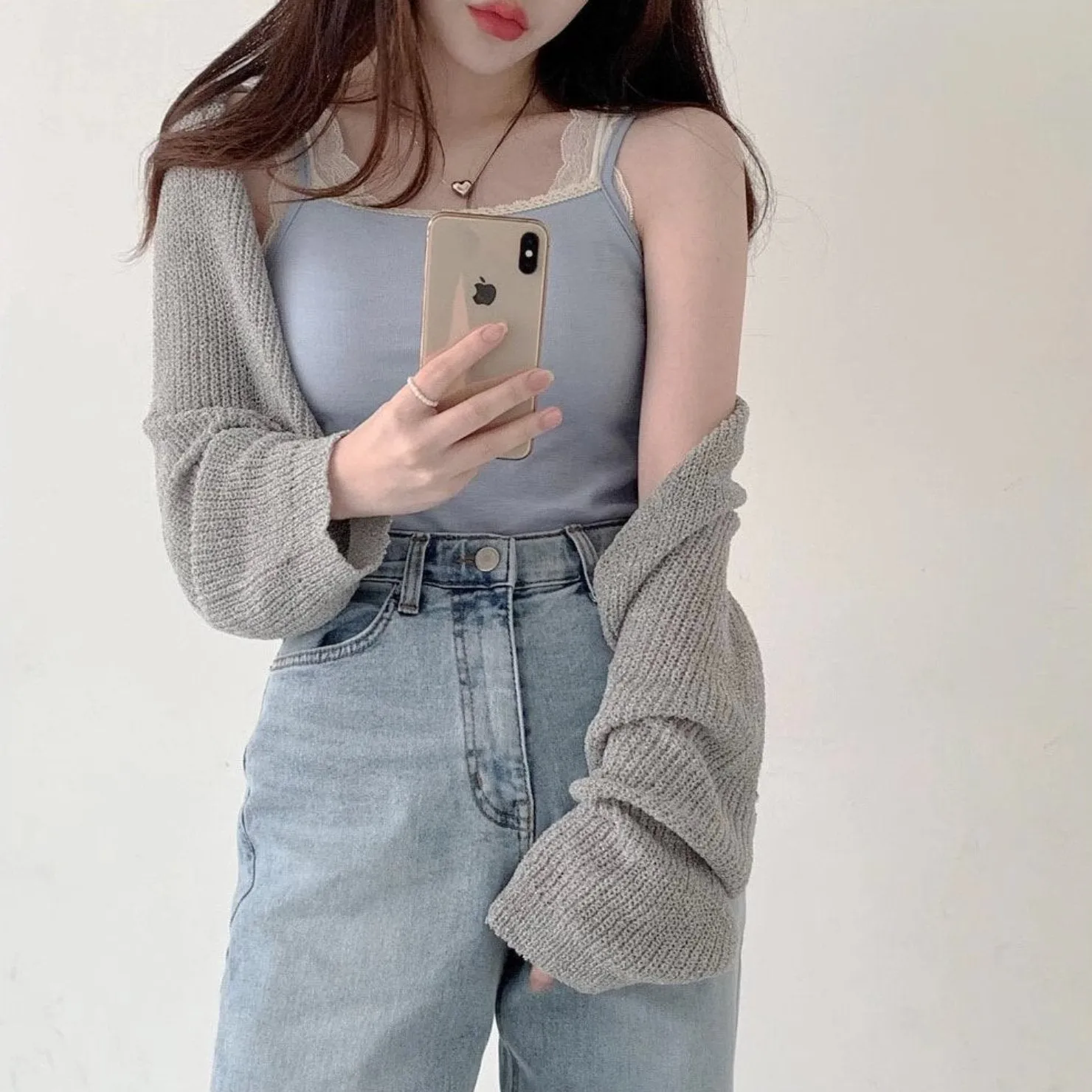KNITTED CROP SWEATER