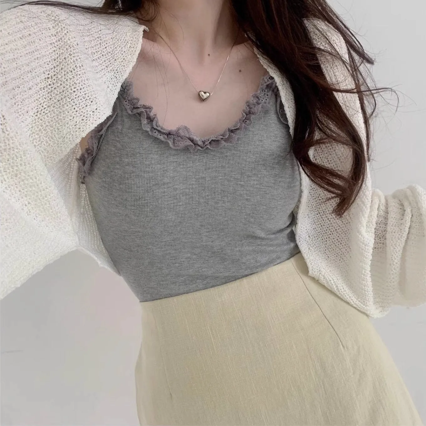 KNITTED CROP SWEATER