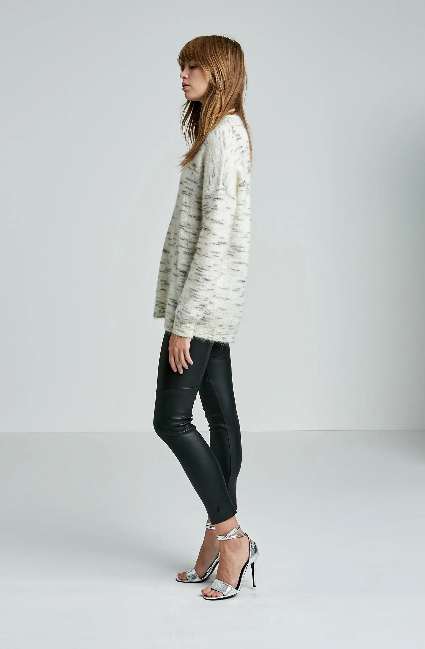 MOHAIR BOYFRIEND SWEATER