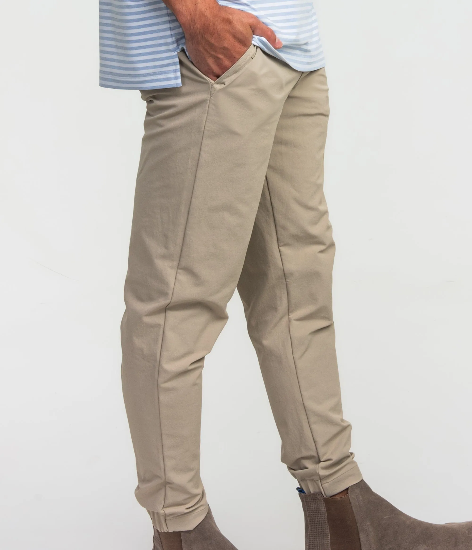 Nomad Performance Joggers - Mojave