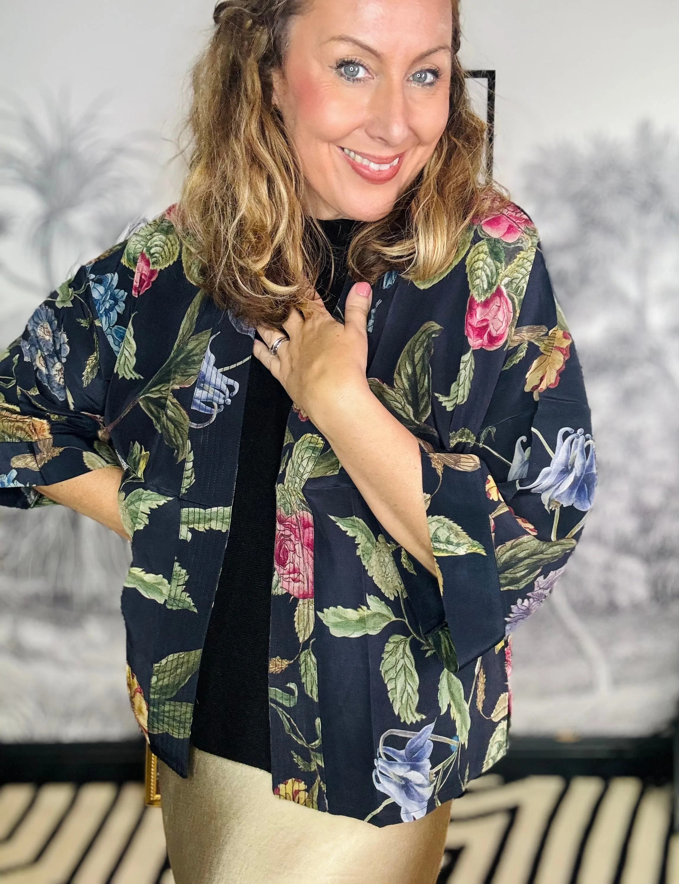 Primula Black Crepe Kimono