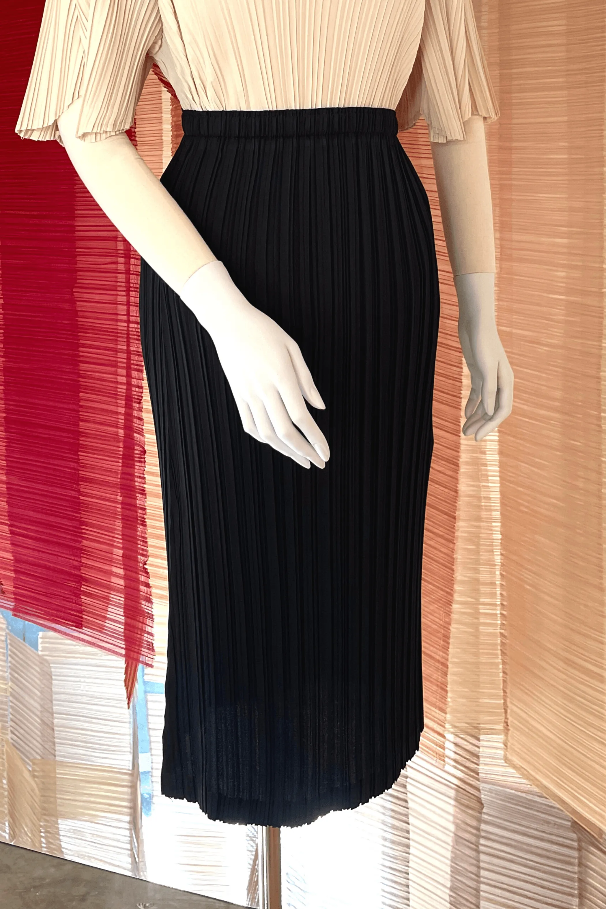 Sanya Pleated Pencil Skirt