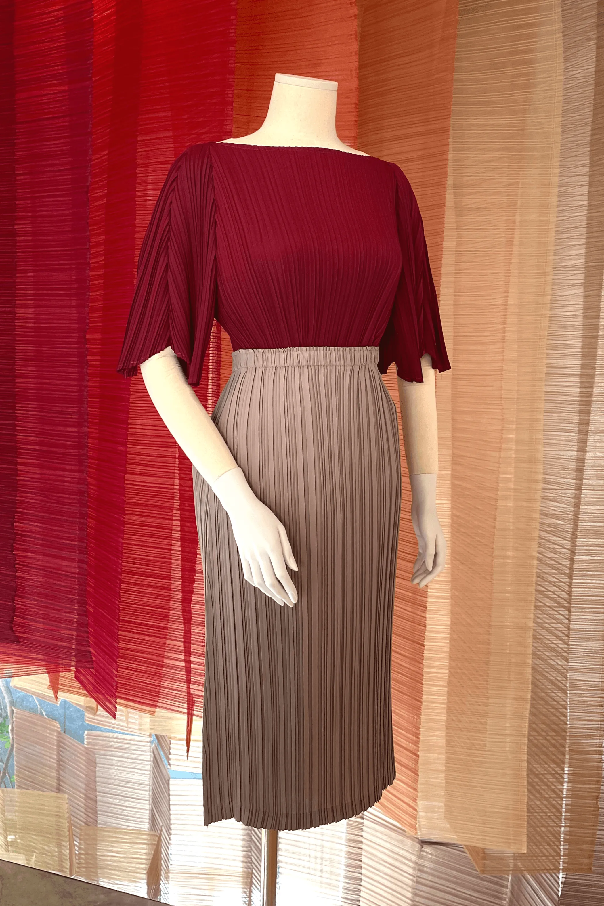 Sanya Pleated Pencil Skirt