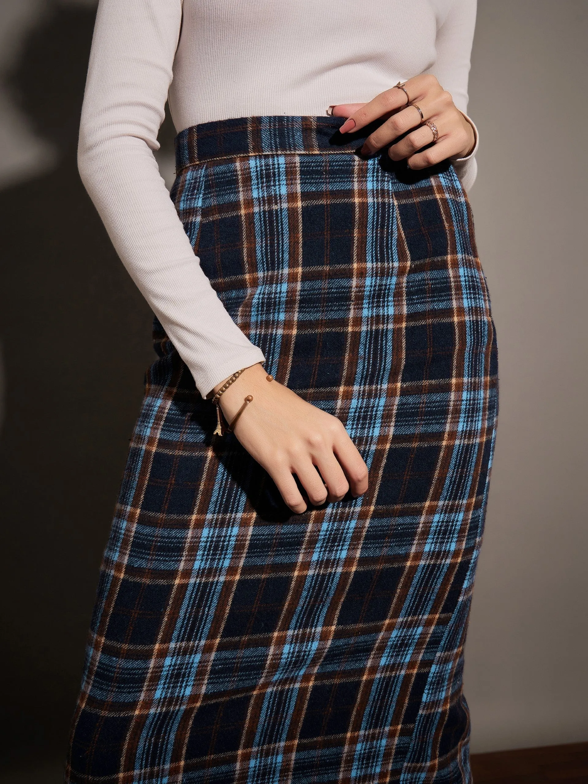 Women Blue Yarn dyed Check Pencil Skirt
