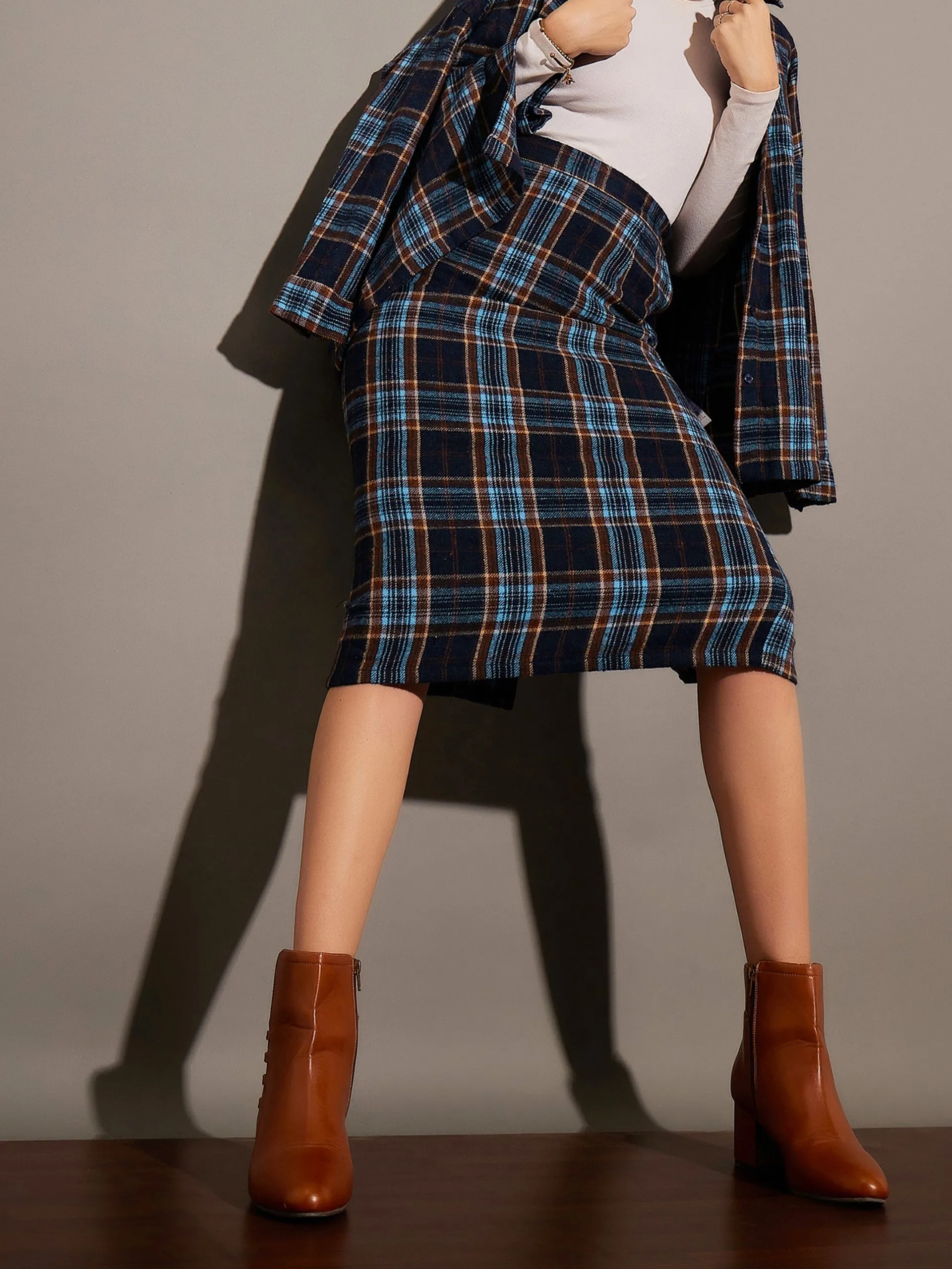 Women Blue Yarn dyed Check Pencil Skirt
